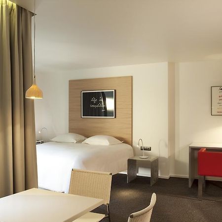 Hotel Le Pavillon 7 Obernai Oda fotoğraf